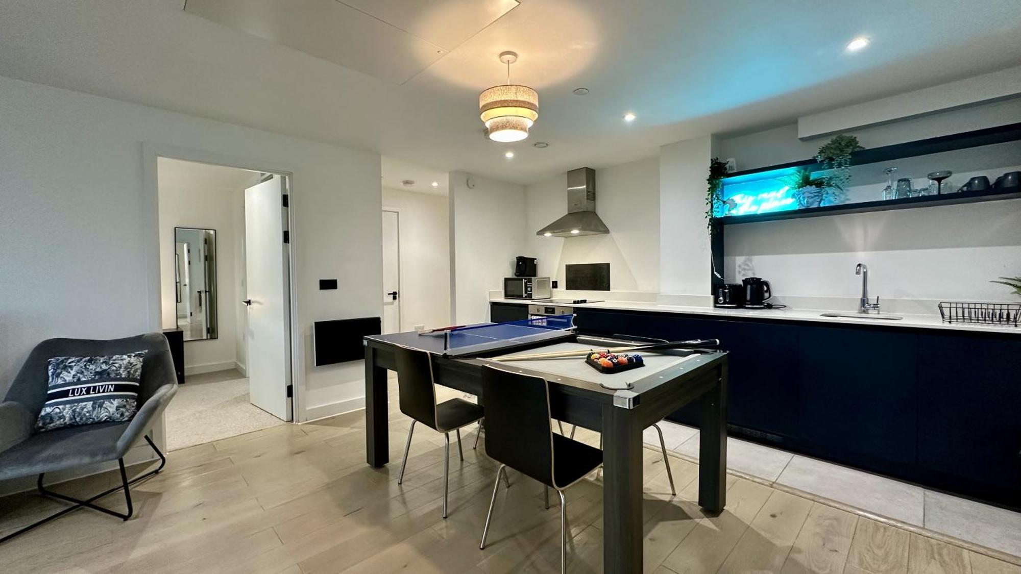 Lux Livin' Apartments - Luxury 2 Bed Apartment With Sky Garden Manchester Exterior foto