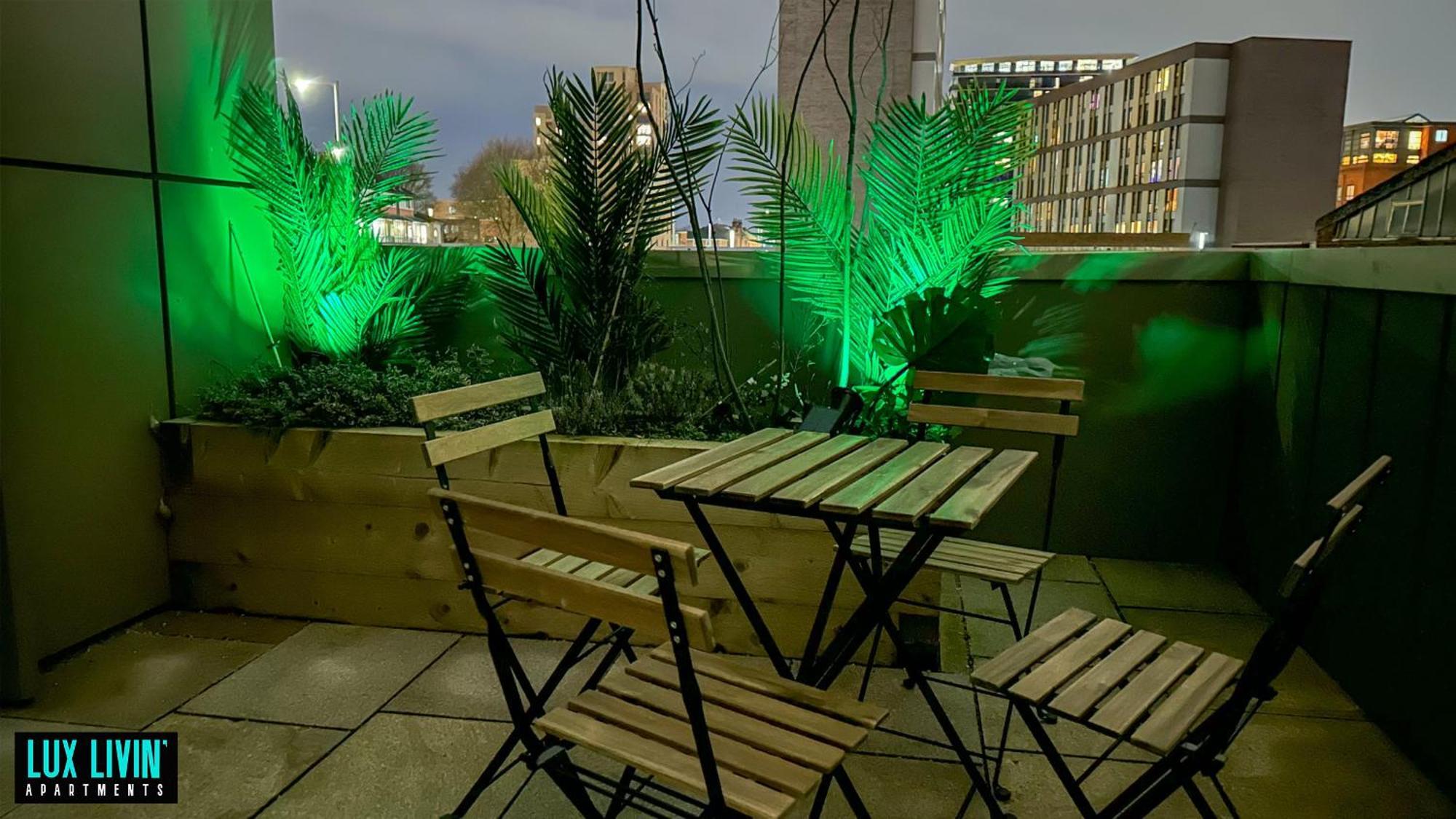 Lux Livin' Apartments - Luxury 2 Bed Apartment With Sky Garden Manchester Cameră foto